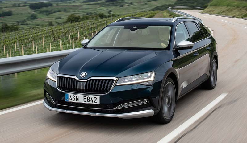 Monstrously spacious Skoda Superb gets even MORE space