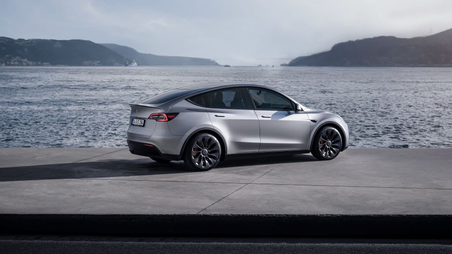 Tesla Model Y RWD: Everything you need to know - Select Car Leasing